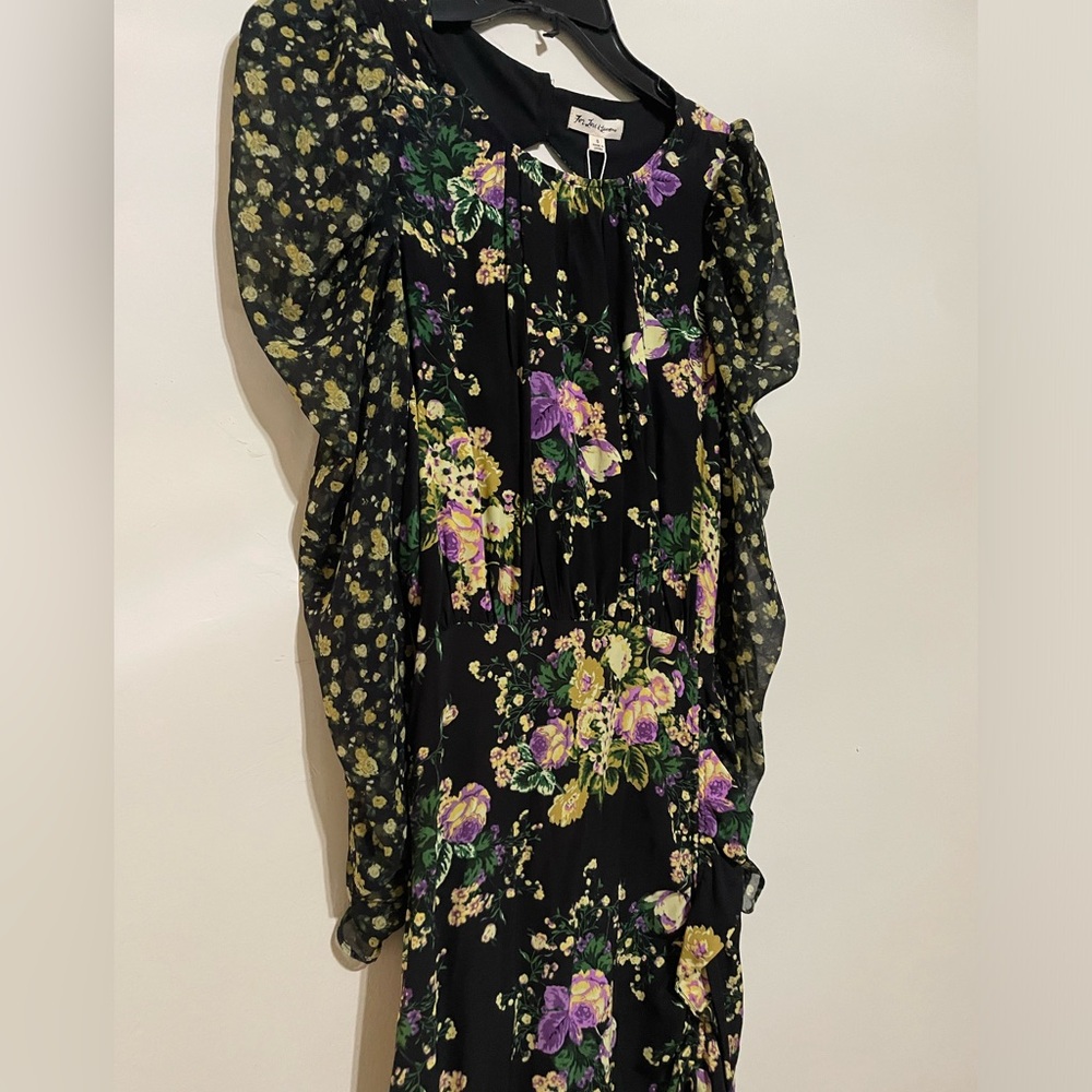Floral Puff Sleeve Dress - Picture 2 of 7